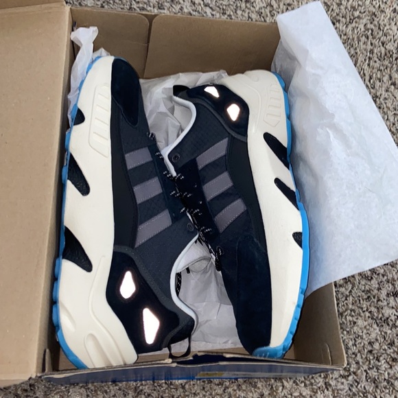 Brand new ZX 22 Boost - Picture 4 of 5